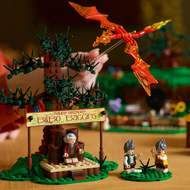 LEGO® ICONS The Lord of the Rings: The Shire™ 10354