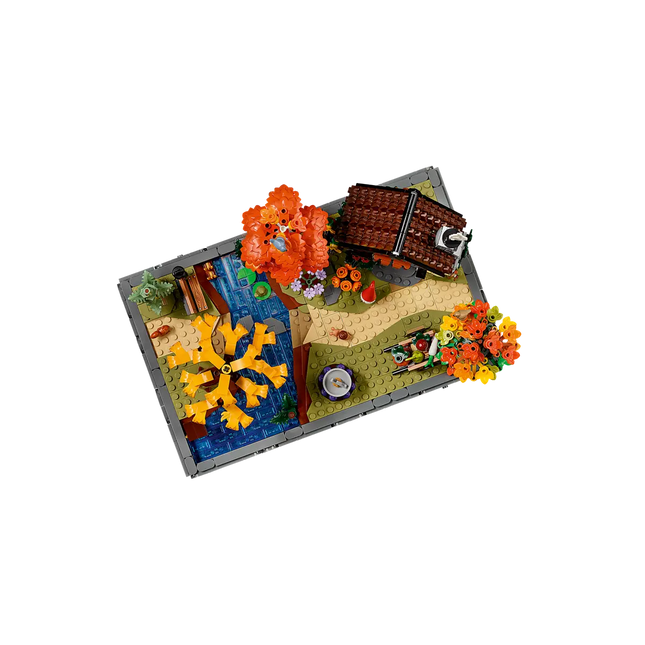 LEGO® Icons Autumn Cottage Garden Model Building Kit 11372