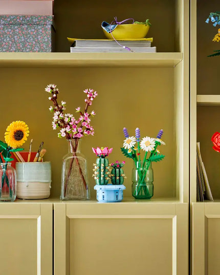 LEGO® Botanicals Daisies Flower Decor 11508