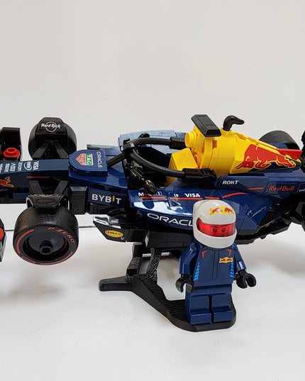 3D Printed F1 Foldable Display Stand