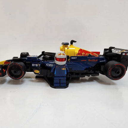 3D Printed F1 Foldable Display Stand