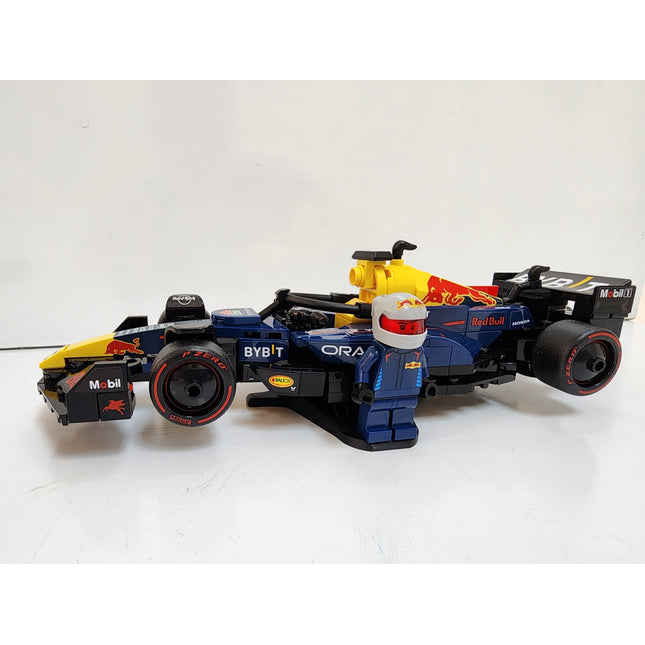 3D Printed F1 Foldable Display Stand