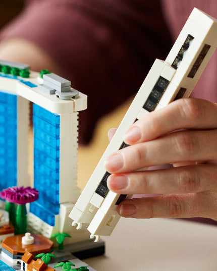 LEGO® Architecture Singapore 21057 Building Kit 21057