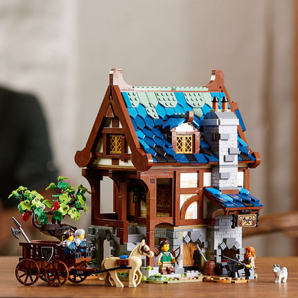 LEGO® Ideas Medieval Blacksmith 21325