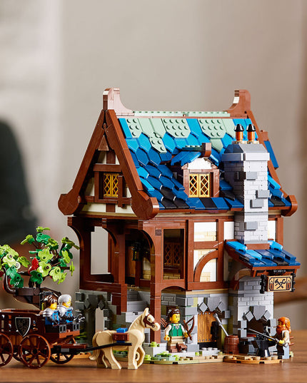 LEGO® Ideas Medieval Blacksmith 21325
