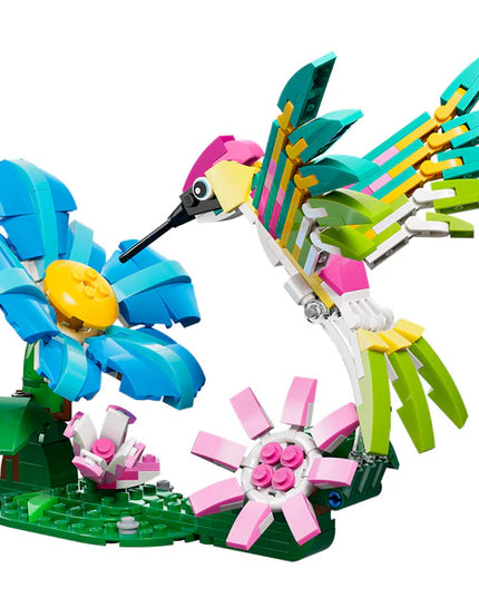 LEGO® Creator 3 in1 Wild Animals: Colourful Hummingbird Decor 31384
