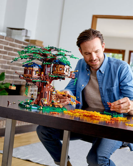 LEGO® Ideas Tree House 21318