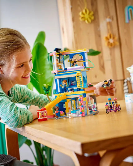LEGO® Friends Heartlake City Friends Club House 42689