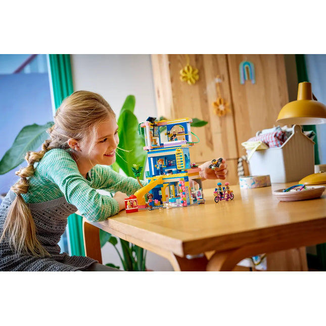 LEGO® Friends Heartlake City Friends Club House 42689