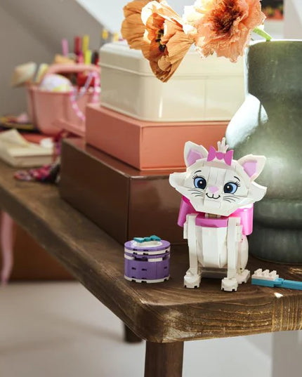 LEGO® Disney™ The Aristocats Adorable Marie