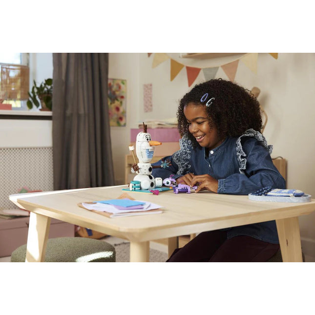 LEGO® ǀ Disney Frozen Olaf and Bruni’s Picnic Fun 43287