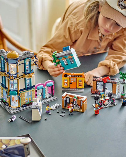LEGO® Creator 3in1 Main Street Building Set 31141