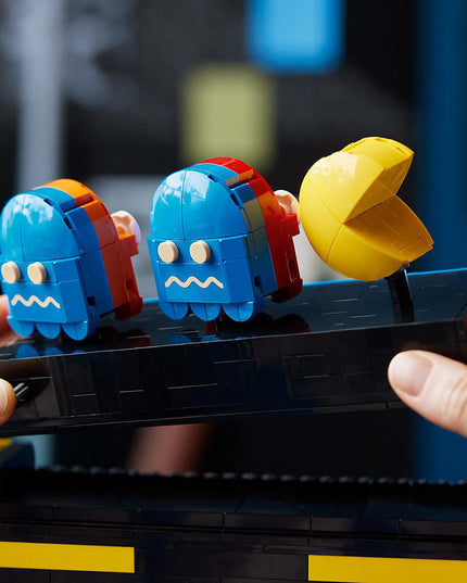 LEGO® ICONS PAC-MAN Arcade Building Kit 10323