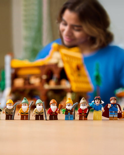 LEGO® | Disney Snow White and the Seven Dwarfs’ Cottage 43242