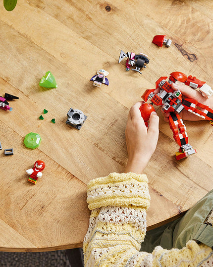 LEGO® Sonic the Hedgehog Knuckles’ Guardian Mech 76996