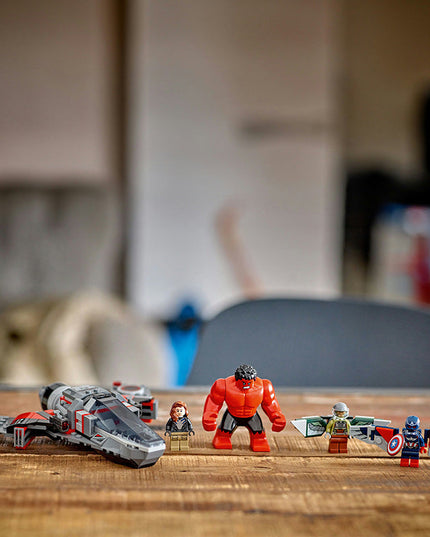 LEGO® Marvel Captain America vs. Red Hulk Battle Set 76292