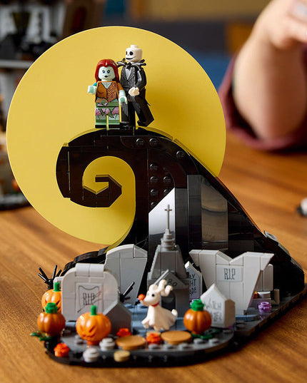 LEGO® Ideas Disney Tim Burton’s The Nightmare Before Christmas 21351
