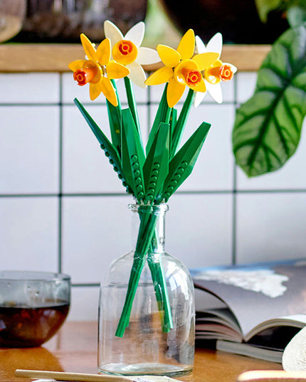 LEGO® Daffodils Flowers Set 40747