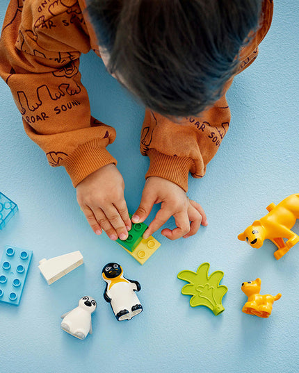 LEGO® DUPLO® Wild Animal Families: Penguins & Lions Set 10442