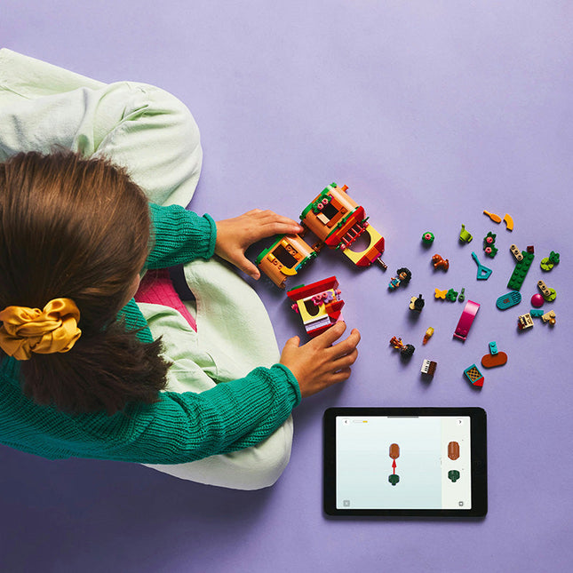 LEGO® | Disney Princess™ Encanto Mini House Set with Minidolls 43261