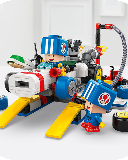 LEGO® Super Mario™: Mario Kart™ – Toad’s Garage, Nintendo® Character Gift 72035