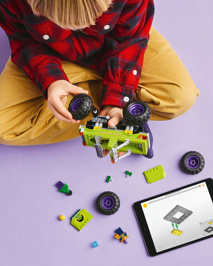 LEGO® ǀ Marvel The Hulk Truck vs. Thanos Super Hero Building Toy Vehicle 76312