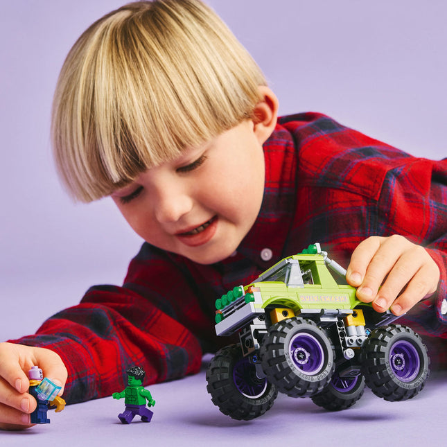 LEGO® ǀ Marvel The Hulk Truck vs. Thanos Super Hero Building Toy Vehicle 76312