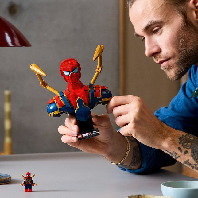 LEGO® ǀ Marvel Iron Spider-Man Bust Collectible Adult Building Set 76326