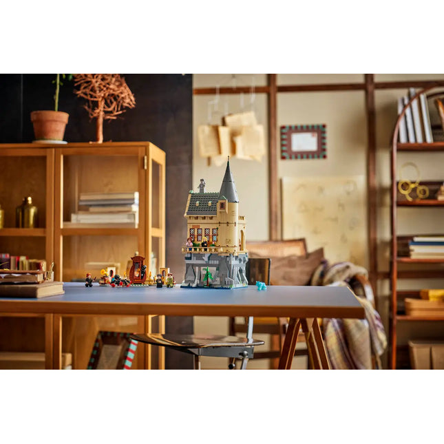 LEGO® Harry Potter™ Hogwarts™ Castle: Hospital Wing 76463