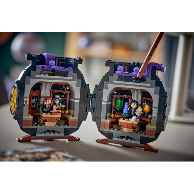 LEGO® Harry Potter™ Cauldron: Secret Potions Classroom 76464