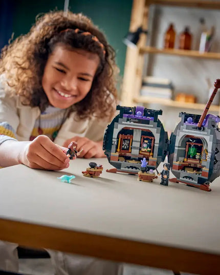 LEGO® Harry Potter™ Cauldron: Secret Potions Classroom 76464