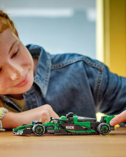 LEGO® Speed Champions KICK Sauber F1® Team C44 Race Car Toy Vehicle 77247