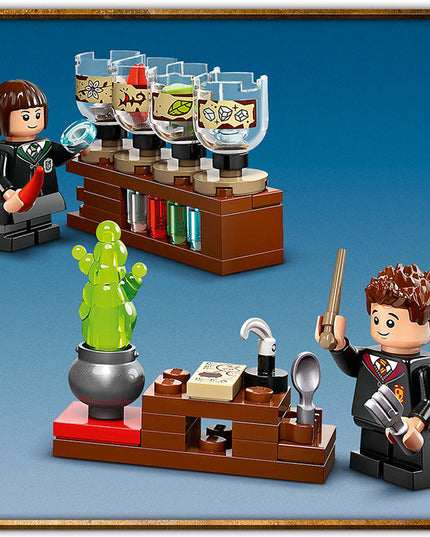 LEGO® Harry Potter™ Hogwarts Castle: Potions Class Set 76431