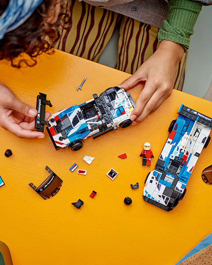 LEGO® Speed Champions BMW M4 GT3 & BMW M Hybrid V8 Race Cars 76922