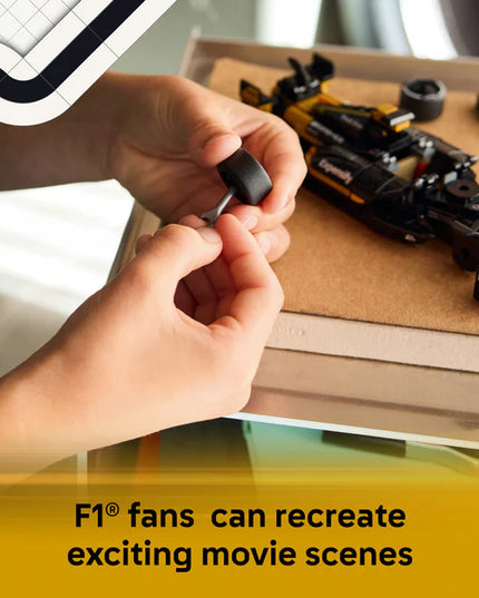 LEGO® Speed Champions APXGP Team Race Car from F1® The Movie 77252