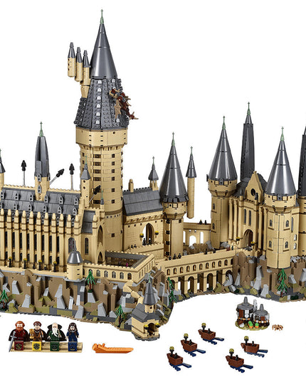 LEGO® Harry Potter™ Hogwarts Castle Building Kit 71043