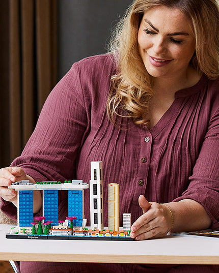 LEGO® Architecture Singapore 21057 Building Kit 21057