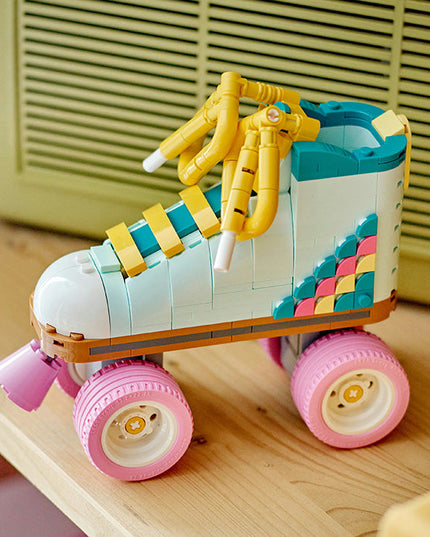 LEGO® Creator 3in1 Retro Roller Skate & Toy Skateboard 31148