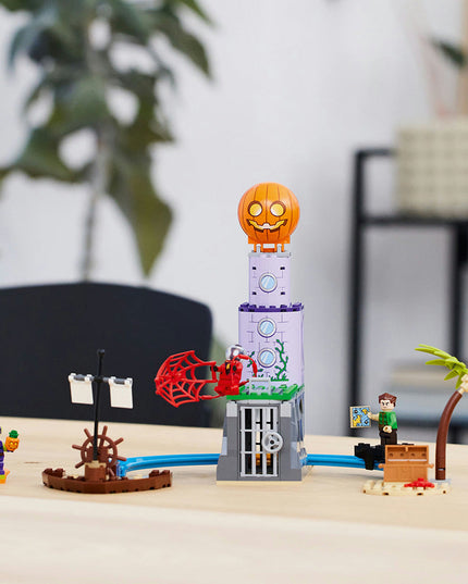 LEGO® Marvel Team Spidey at Green Goblin's Lighthouse 10790