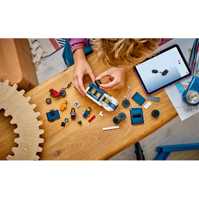 LEGO® City Police Prisoner Transport Van