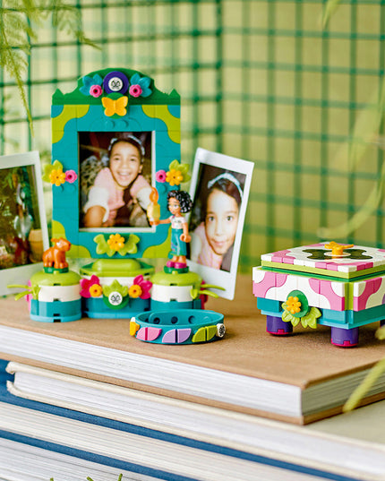LEGO® ǀ Disney Encanto Mirabel’s Photo Frame and Jewellery Box 43239