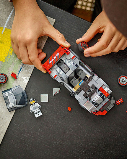 LEGO® Speed Champions Audi S1 e-tron quattro Race Car 76921