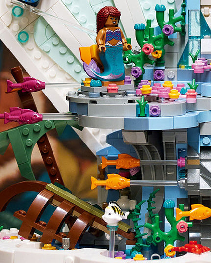 LEGO® | Disney The Little Mermaid Royal Clam Shell Building Set 43225